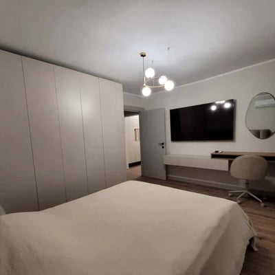 Аренда комфортной 2-комнатной квартиры 58 м² с отдельной кухней в районе Inel 2, Констанца, Румыния